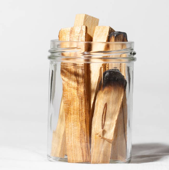 Liv Rocks - Wholesale Smudge Stick - Palo Santo Energy Clearing Sticks, Holy Wood0