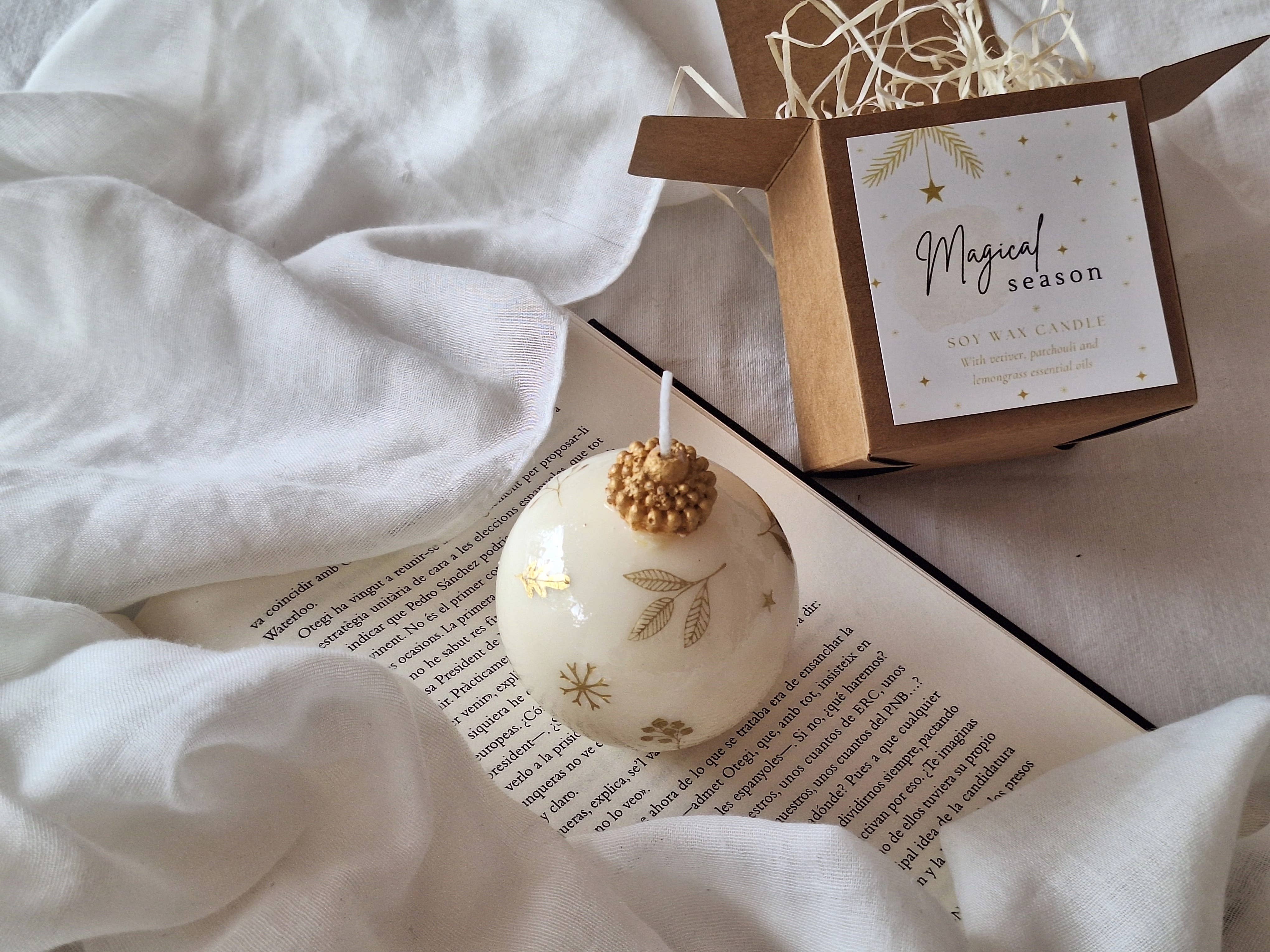 Your Nice Things - Candles - - Wholesale Novelty Candle - Porcelain effect soy candle Christmas