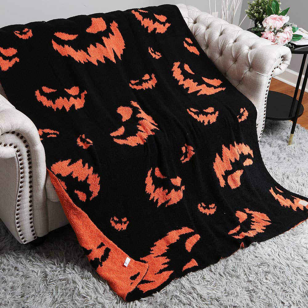 Sensibling Corp. - Wholesale Throw blanket - Halloween Bat Patterned Reversible Throw Blanket11