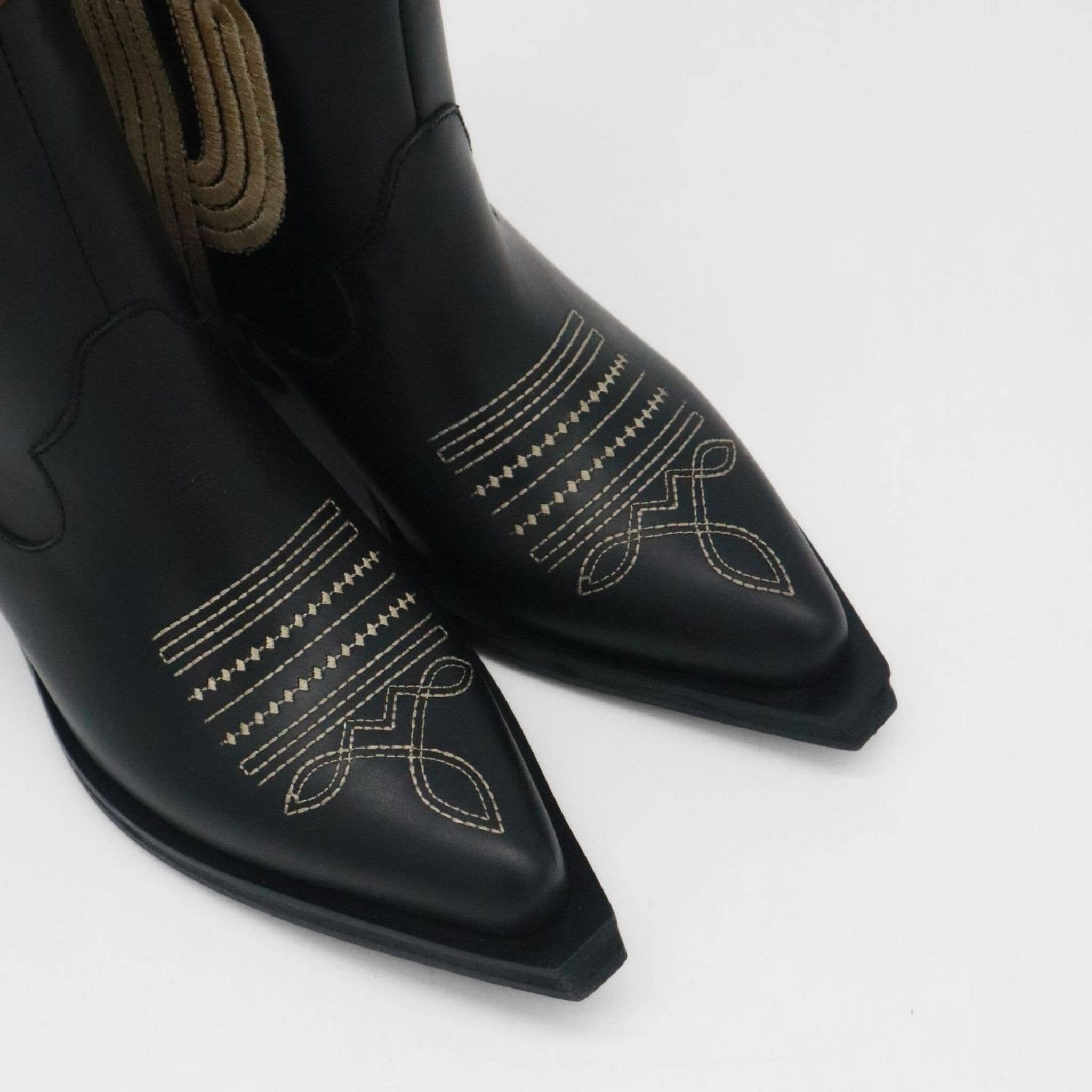 Schwarz Oasis Western Cowboy Damenstiefeletten aus schwarzem Leder für den Großhandel auf Faire9