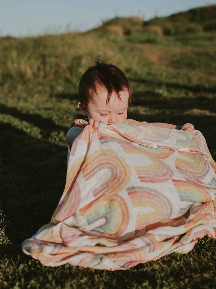 Wings Hawaii - Wholesale Swaddle - Baby - Baby Swaddle - Rainbows3
