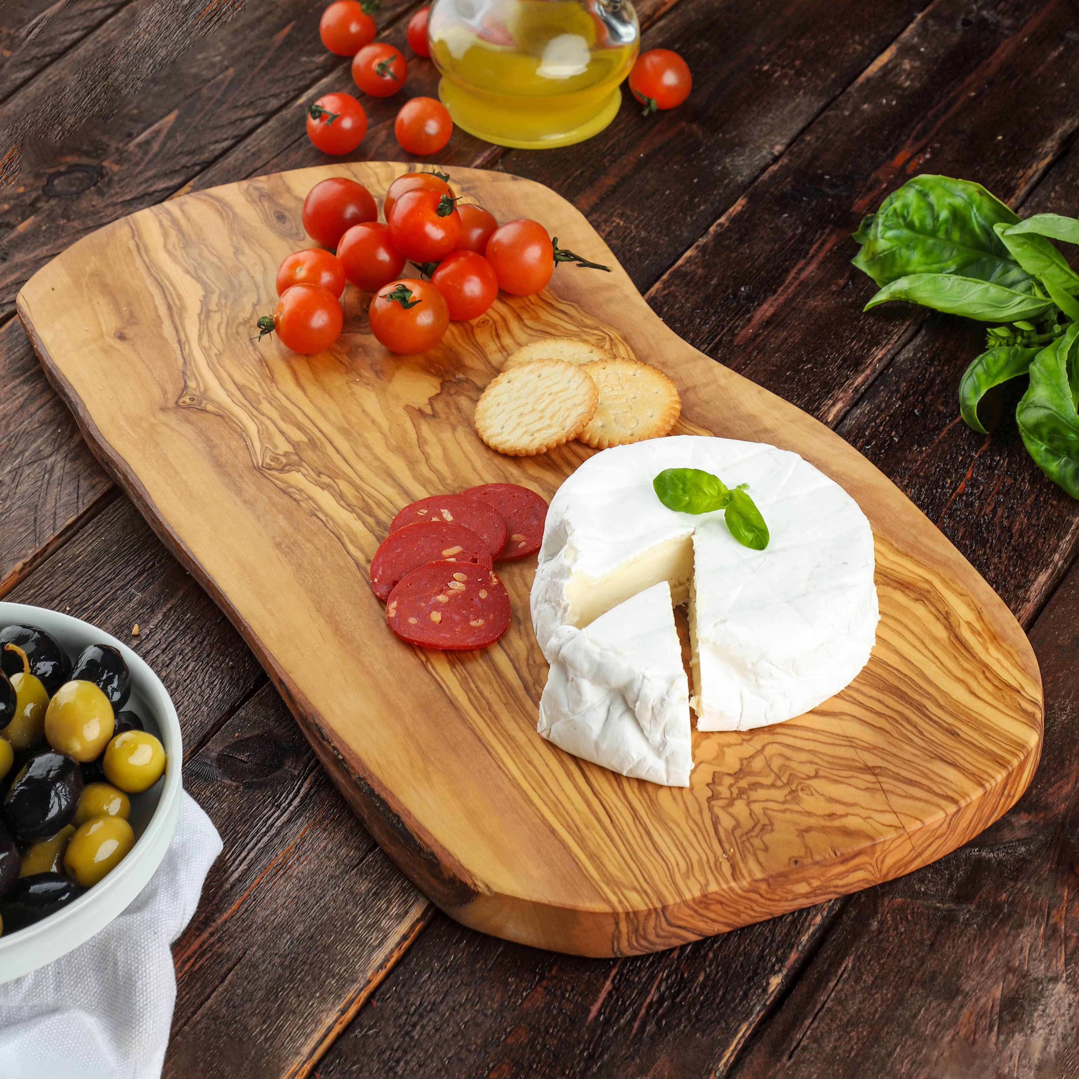 ArtisRaw Olive Wood - Wholesale Cutting Board - Live Edge Olive Wood Cutting Board | Rustic Board3
