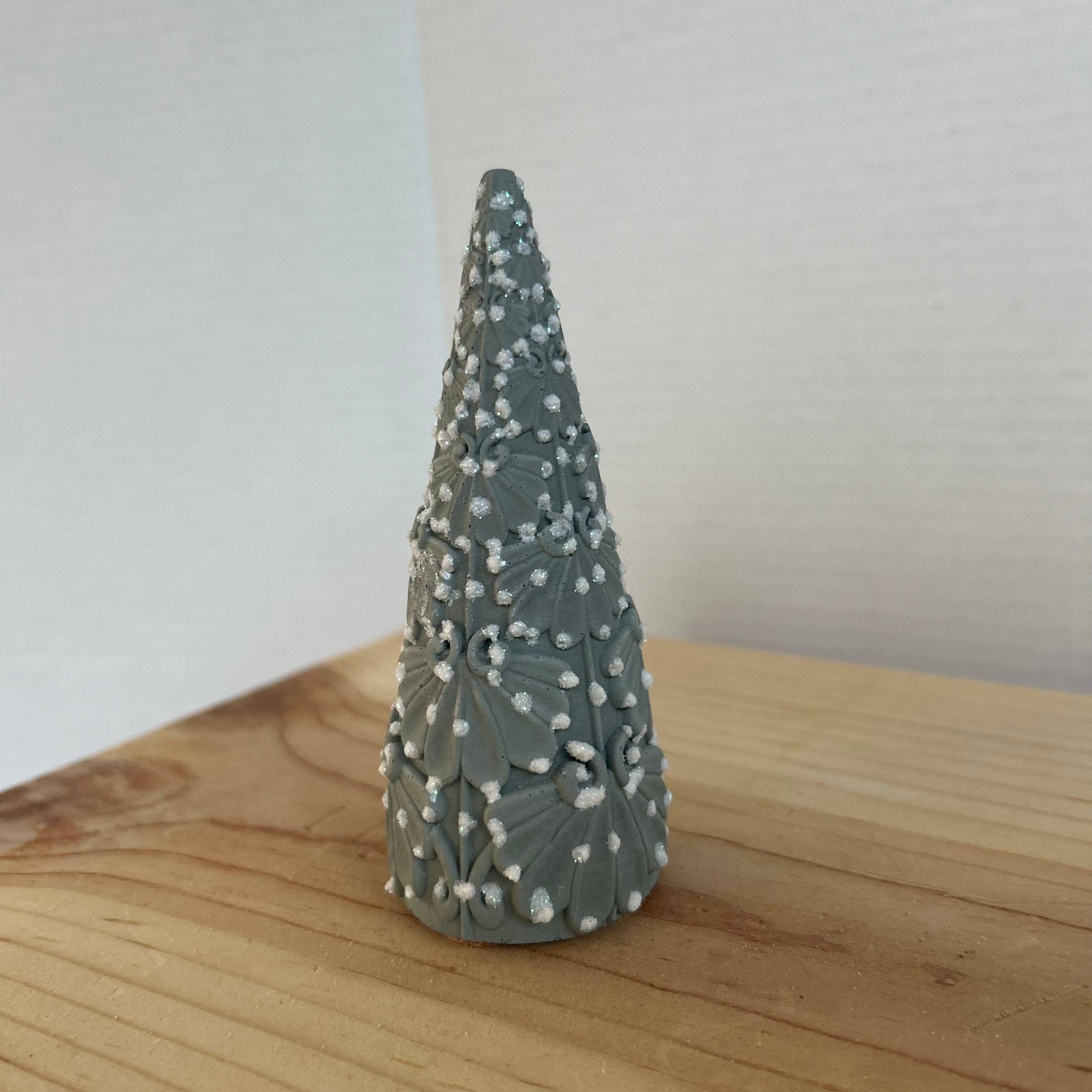 Love Nene - Wholesale Christmas Decoration - Juniper Cement Tree6