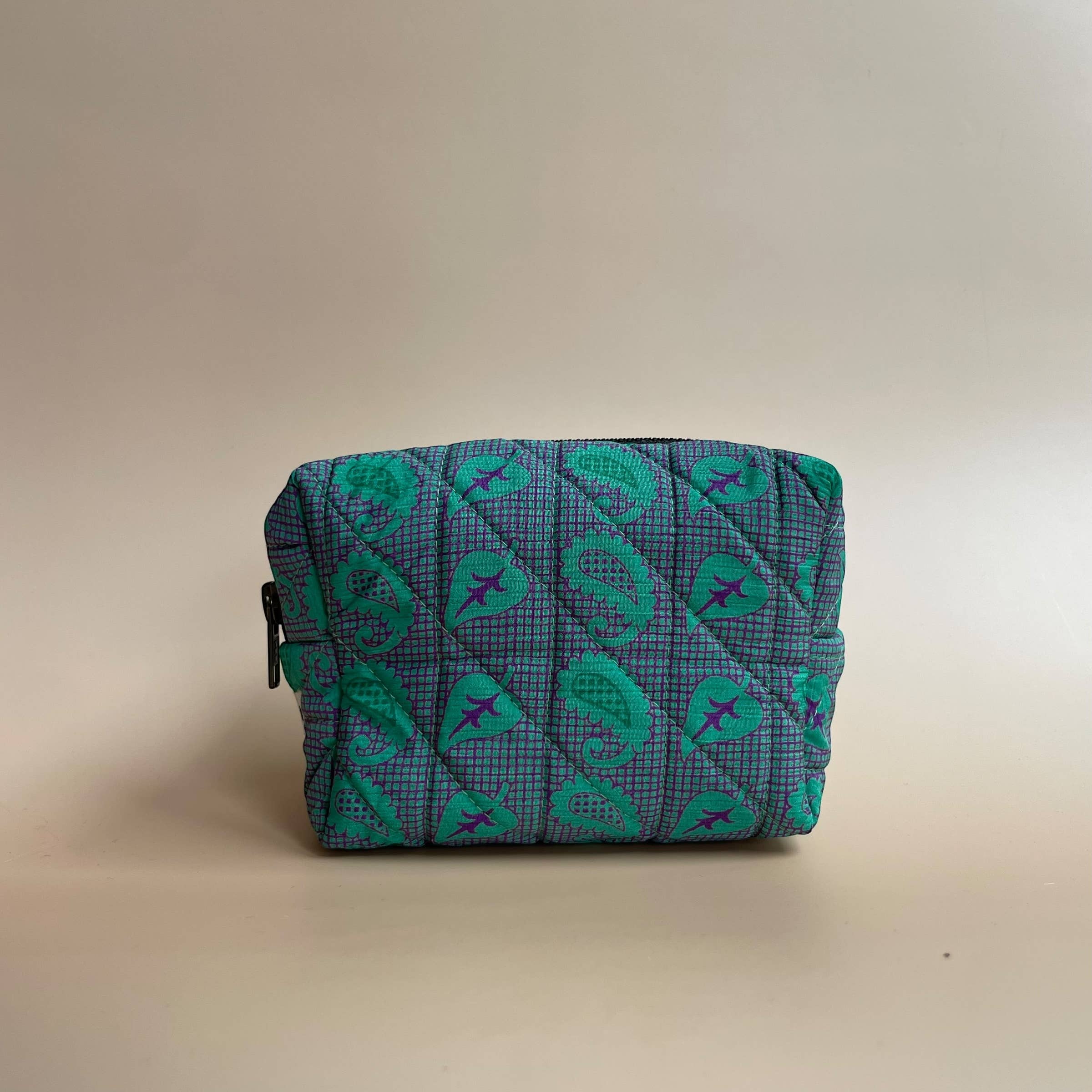 LAYA Cph - Wholesale Makeup/Cosmetic Bag - Nia Makeup Pouch – Sari Collection11