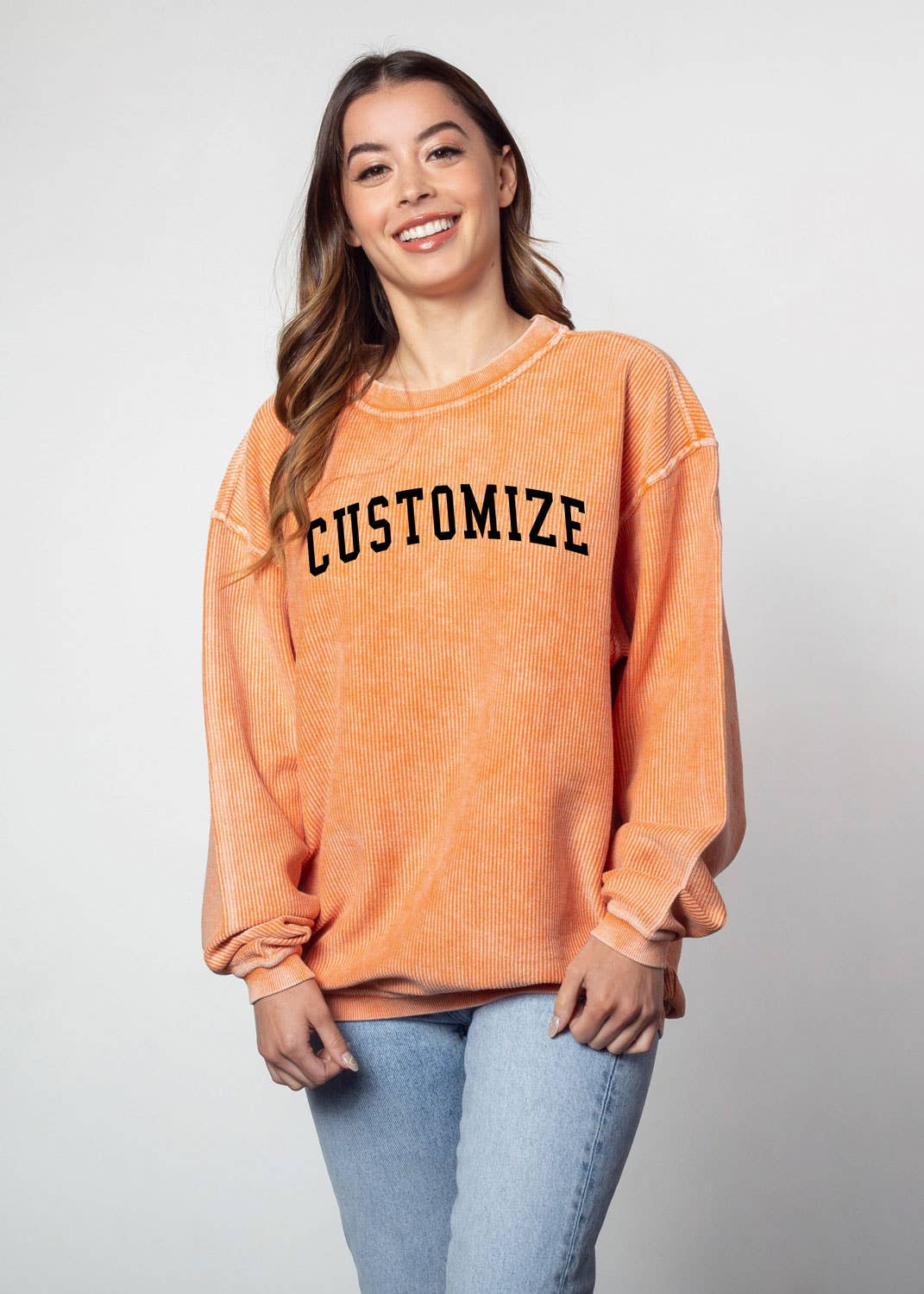 chicka-d – Großhandel Sweatshirt mit Grafikdruck – Damen – Die originale Custom Graphic Corded Crew, Collegiate Arc6