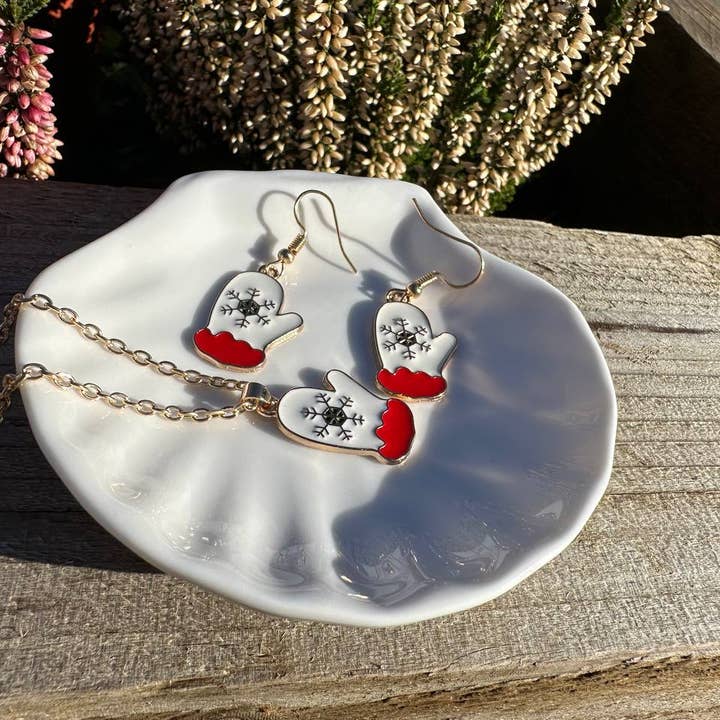 Gemscape UK - Wholesale Jewelry Set - Christmas Jewellery Set - Mittens & Wraith Necklace & Studs10