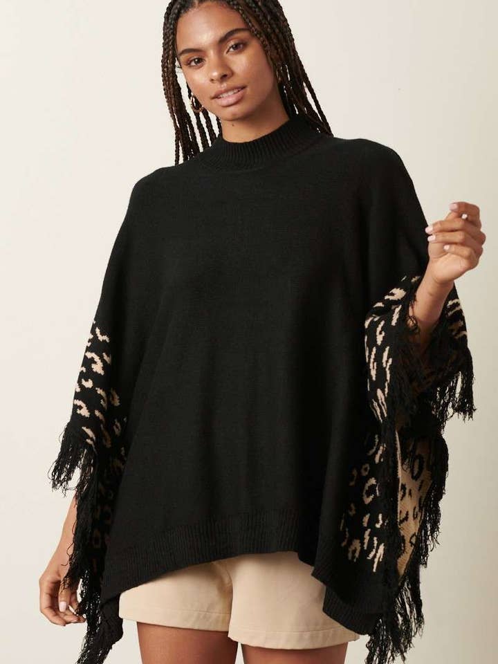 mittoshop - Wholesale Poncho - Women's - ANIMAL PRINT DETAIL TASSEL OVERSIZED PONCHO2