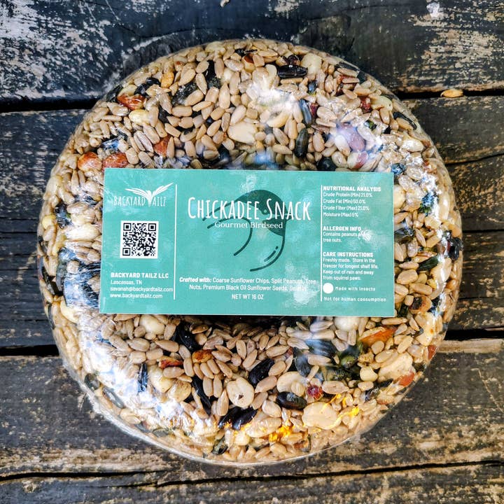 Backyard Tailz - Wholesale Bird Feeder - Birdseed Wreath (Chickadee Snack)2