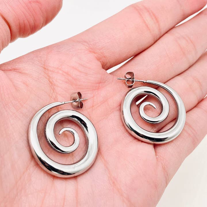 Mio Queena - Wholesale Hoop Earrings - Smoke Shape Stainless Steel Hoop Earrings - FGS1