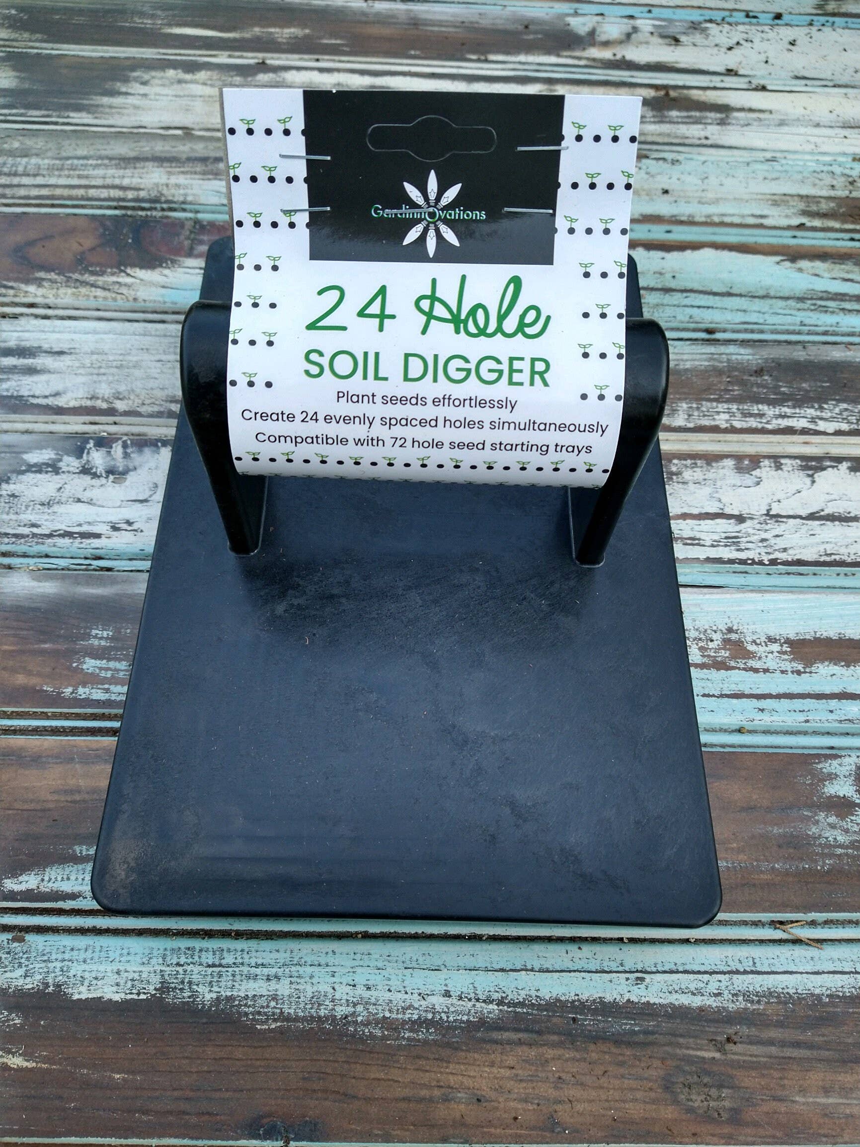 Gardinnovations – Großhandel Gartenwerkzeug – 24-Loch-Erdbagger und Bodenabstandhalter zum Einpflanzen von Saatgut — neu1