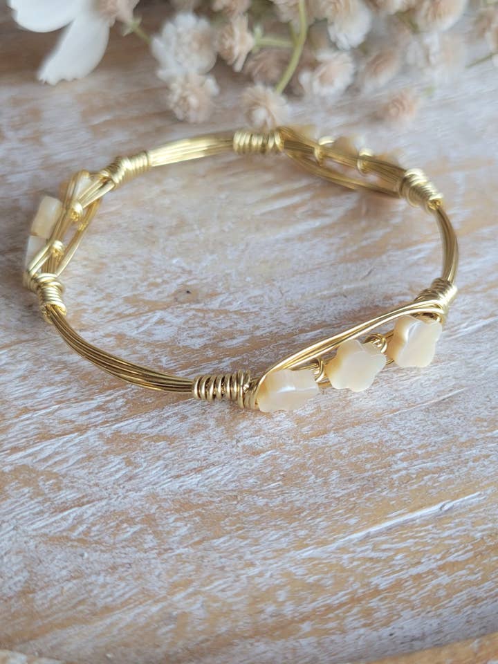 Bracelet en forme de trèfle pour la vente par JEMdesigns