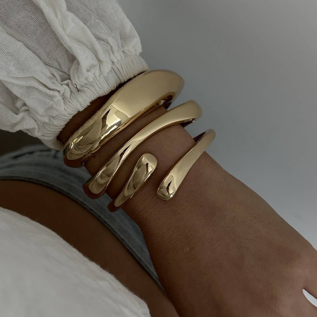 ACCITY - Wholesale Cuff Bracelet - NEW DESIGN FASHION TREND METAL SMOOTH BRACELET_CWMM308111