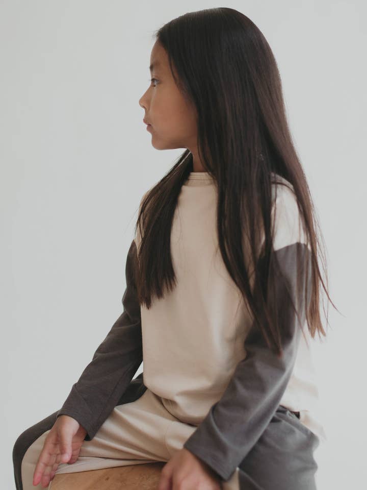 The Audrey | T-shirt à manches longues pour la vente par Will & Ivey