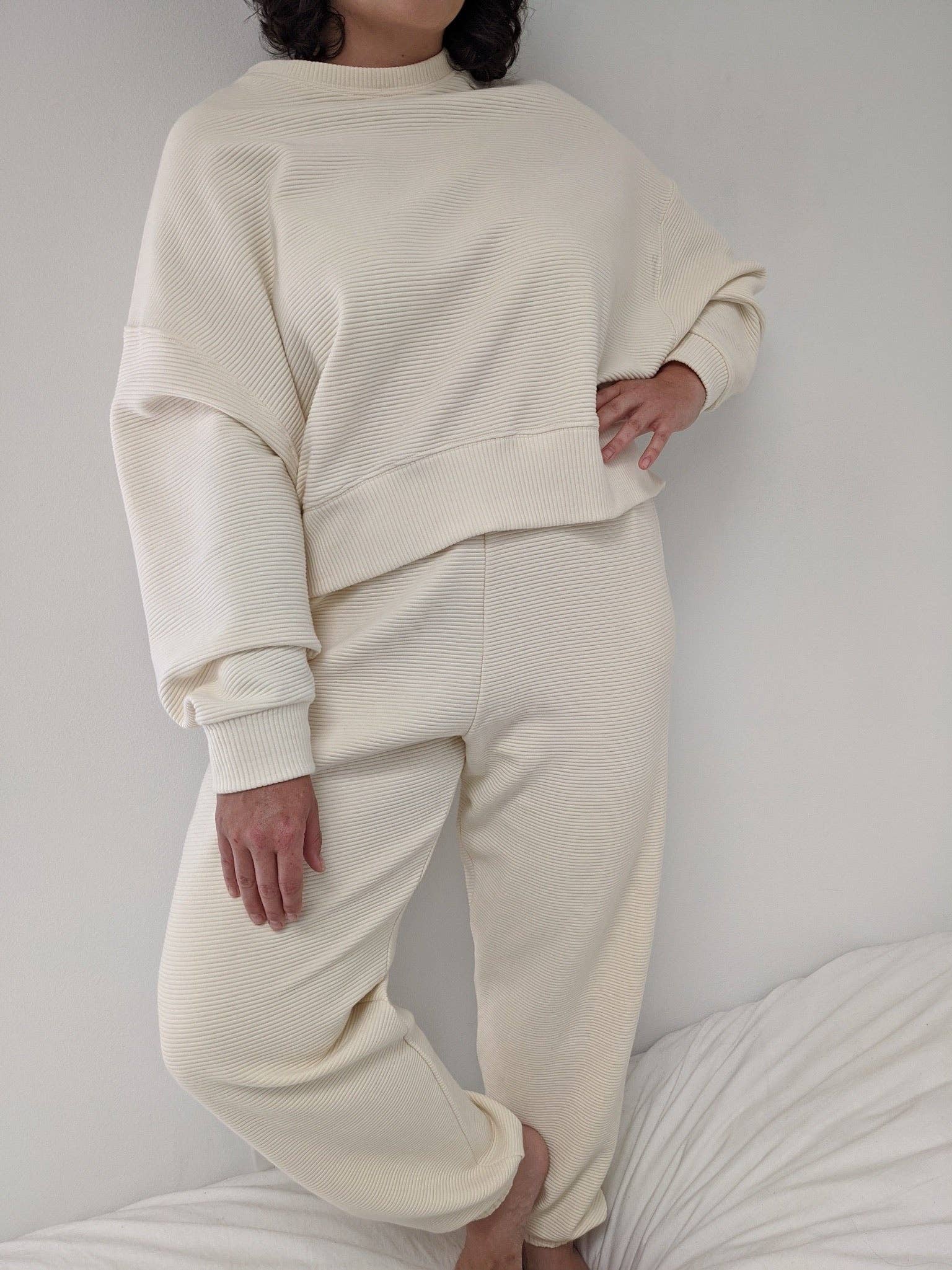 Na Nin – Großhandel Strickpullover – Damen – Margot Kurzes Sweatshirt aus Baumwolle mit Riffelmuster25