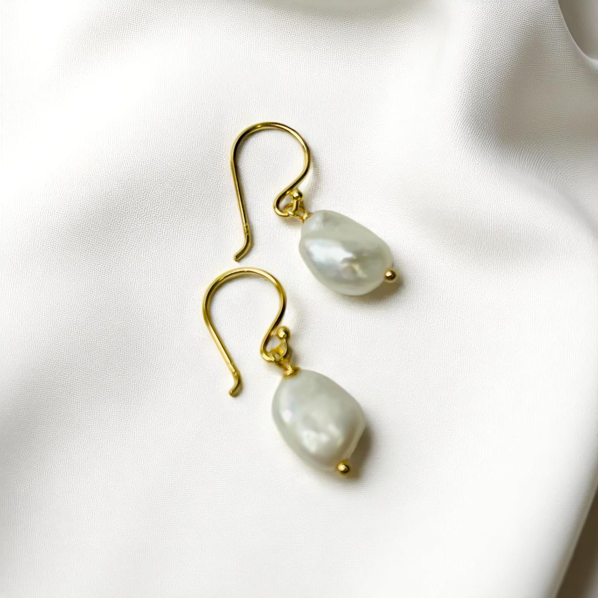 MadamLili - Vendita all'ingrosso Parure di gioielli - Set di gioielli con perle Keshi barocche – Argento sterling 925 placcato oro 18k | Collana 50cm & Orecchini | Ipoallergenico | Senza nichel2