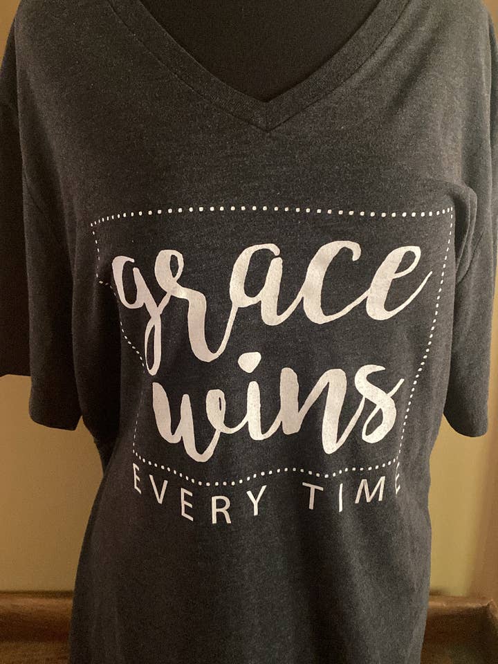 Grace gewinnt Abschlag für den Großhandel von Loftin Design Co