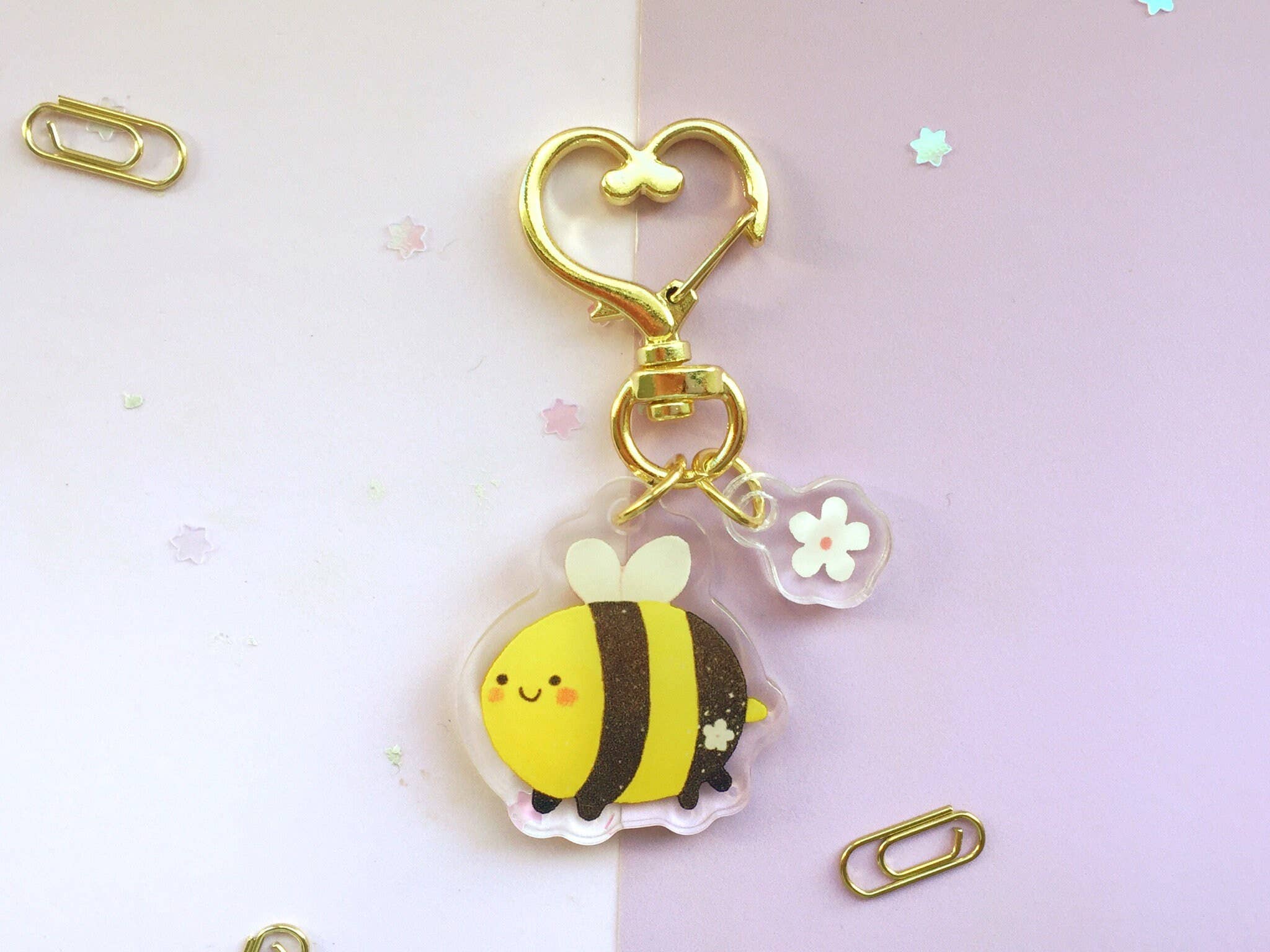 Jino's Art - Wholesale Keychain - Women's - Cute Bumblebee with a small flower keychain - acrylic charm2