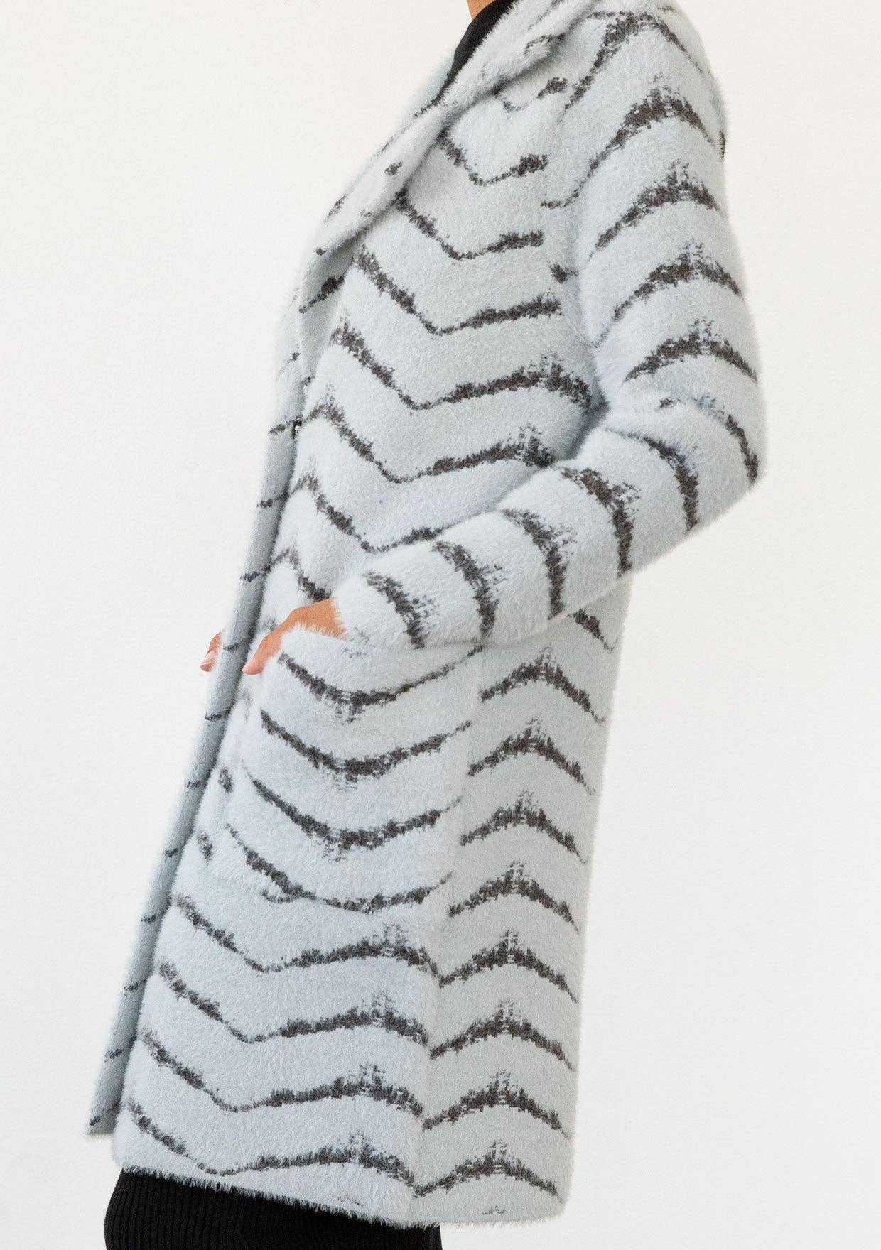 Lovestitch - Vente Cardigan – femme - Cardigan boutonné en jacquard à chevrons duveteux14