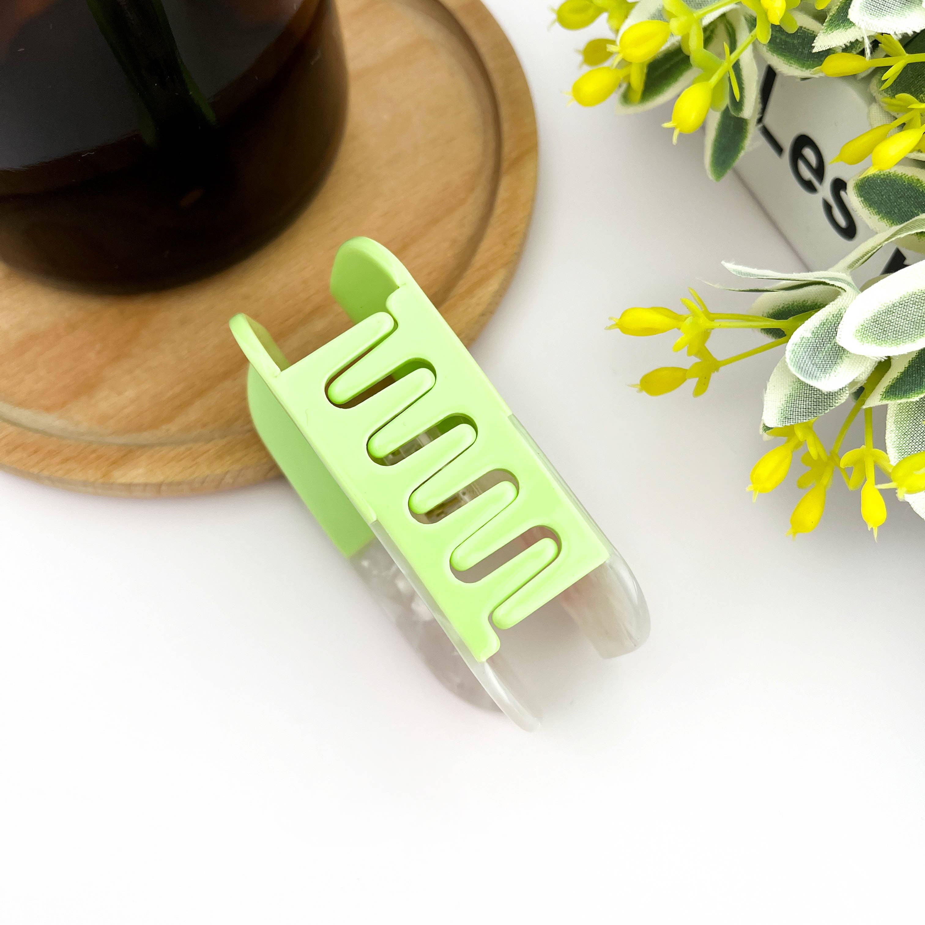 TheDivaSoap – wholesale Hair clip – Women’s – Curved Acetate Hair Clips Nurses Day Hairpin10