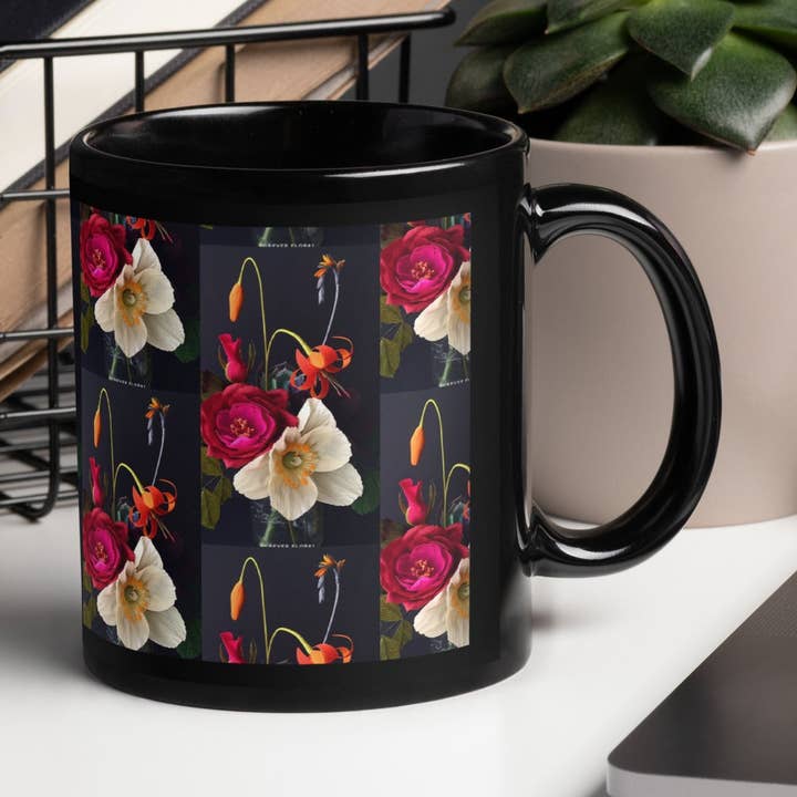 Tazza nera lucida per la vendita all'ingrosso da parte di Black Queens Essentials