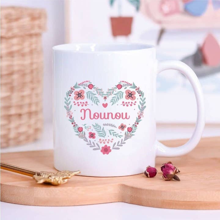 Tazza bianca «Flowering heart Nounou» per la vendita all'ingrosso da parte di Ourson Câlin