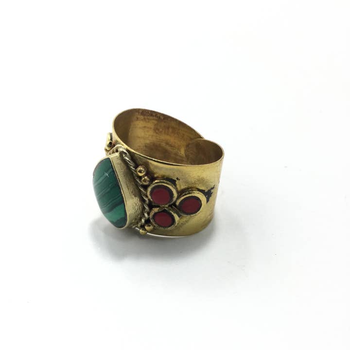 The Encore Fashion Group - Wholesale Cocktail/Statement Ring - R17941