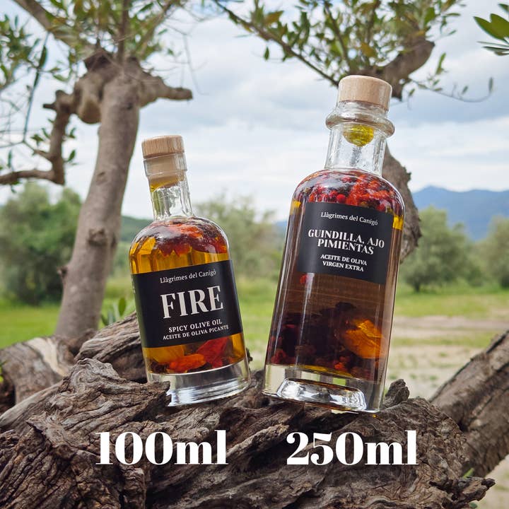 Llàgrimes del Canigó - Wholesale Olive Oil - “GOLD” Olive Oil with Edible Gold - 100ml2