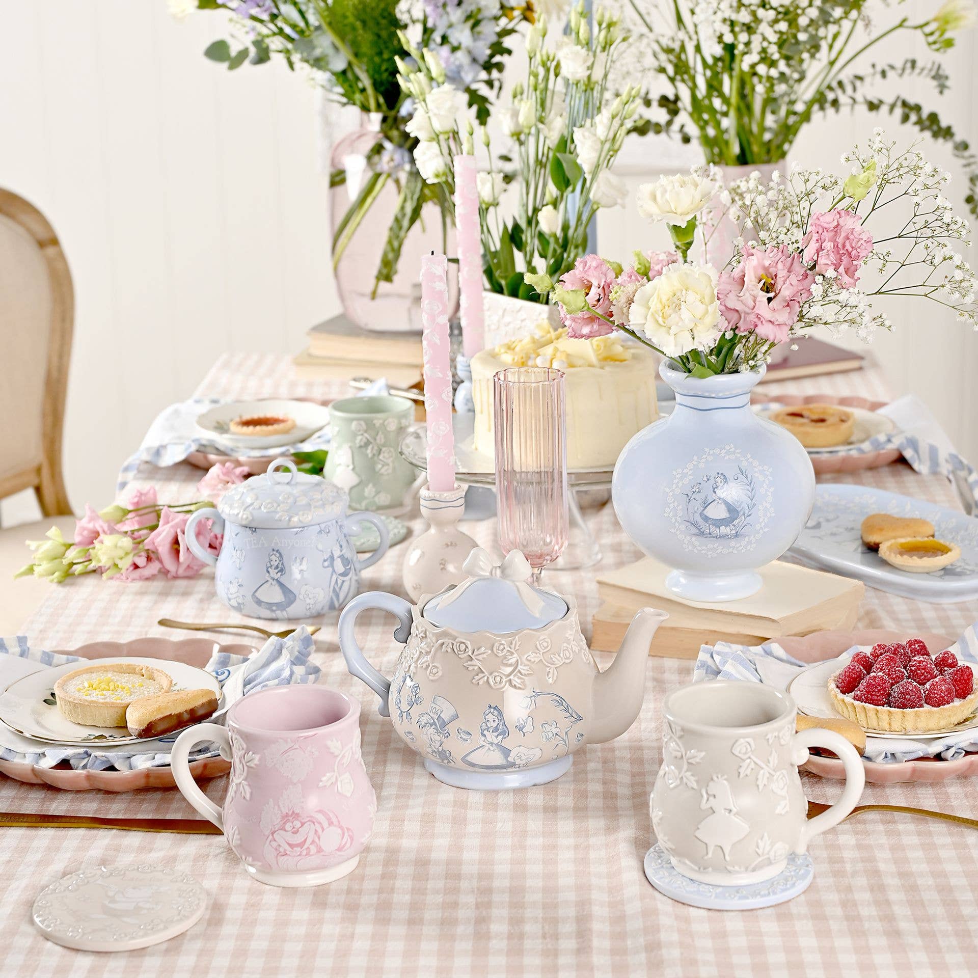 WIDDOP and Co. - Wholesale Drinkglas/beker - Disney Alice in Wonderland reliëf mok – Mad Hatter6