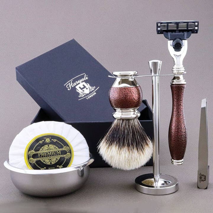 Haryali's Vase Range Shaving Kit for wholesale by Haryali London