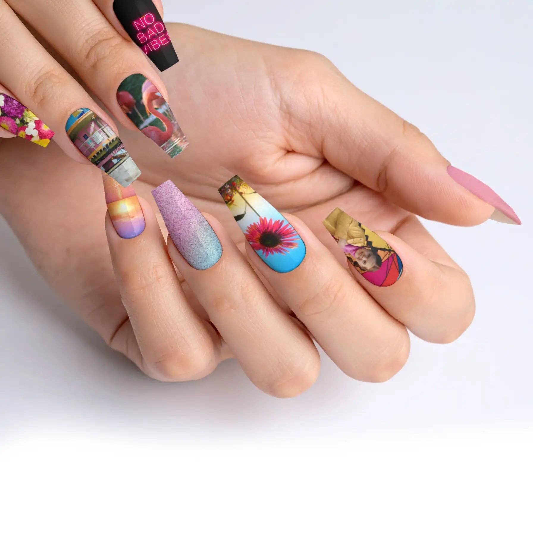 FYNE BODY - Wholesale Press-on/fake nails - Design Your Own Custom Press-On Nails - Oval30