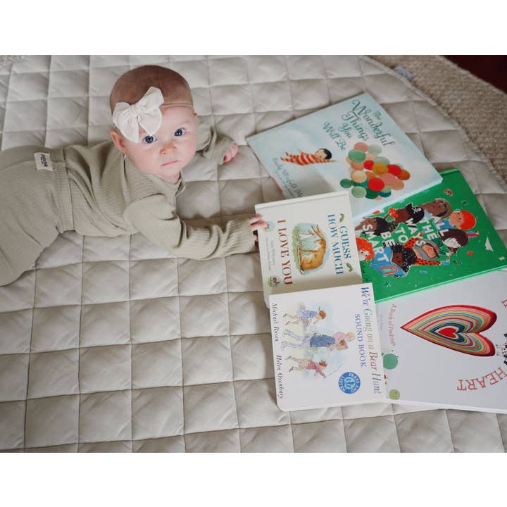 Gæt hvor meget jeg elsker dig papbog for engroshandel hos Ponchik Babies + Kids