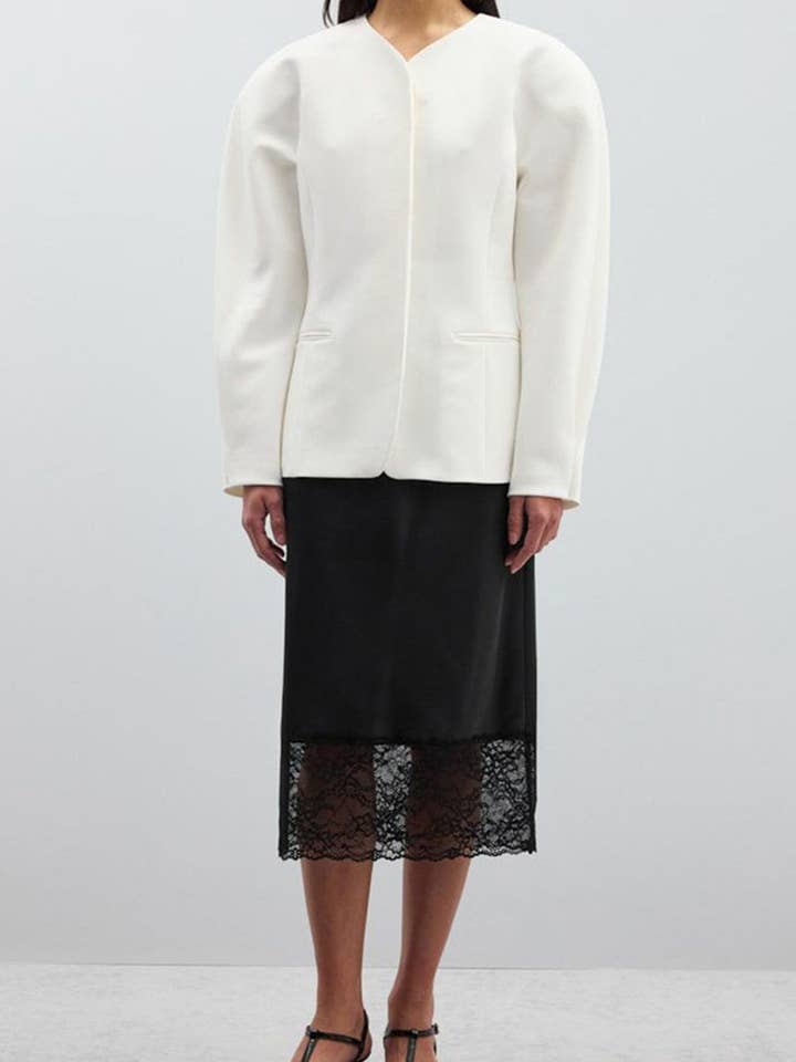 Gonna con Orlo in Pizzo Elegante per la vendita all'ingrosso da parte di Mccolin