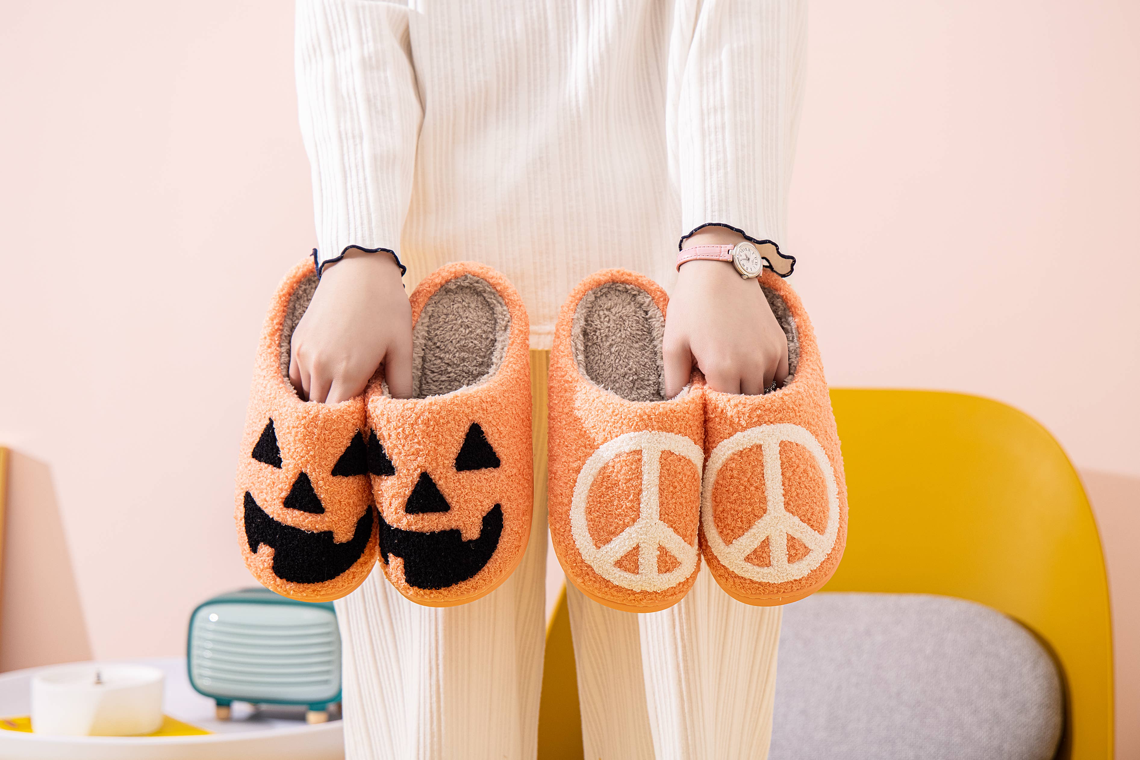 Shop Lev – wholesale Slippers – Women's – Fun Cartoon Illustrated Plush Fur Slip on House Slippers16