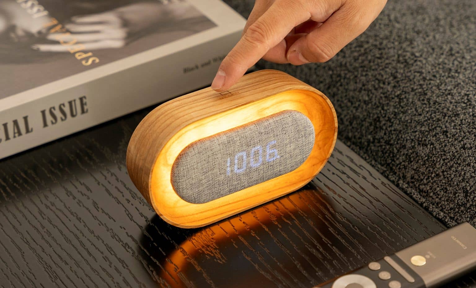 Gingko Design – wholesale Alarm clock – Lumos Clock 2
