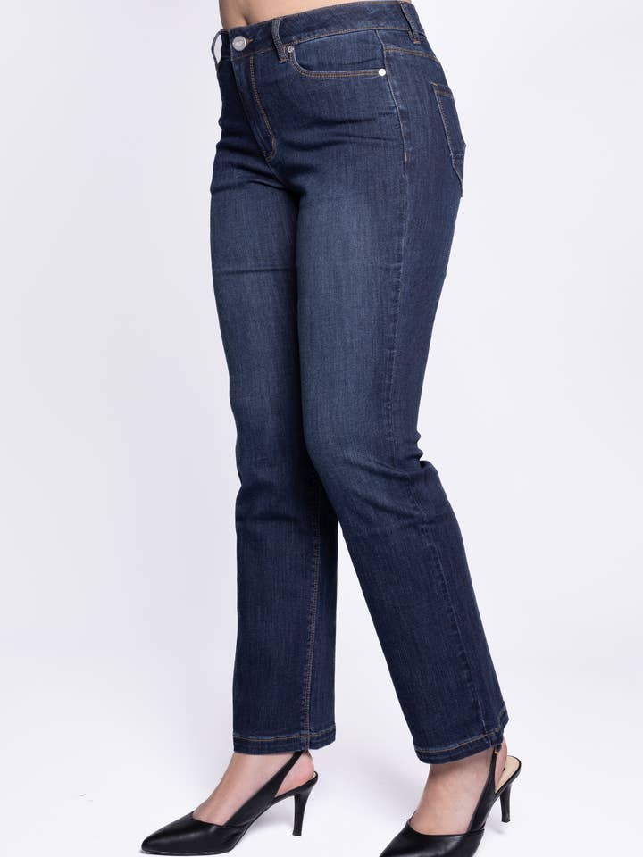 Angela Fit Premium Boot-cut for wholesale by Carreli Jeans