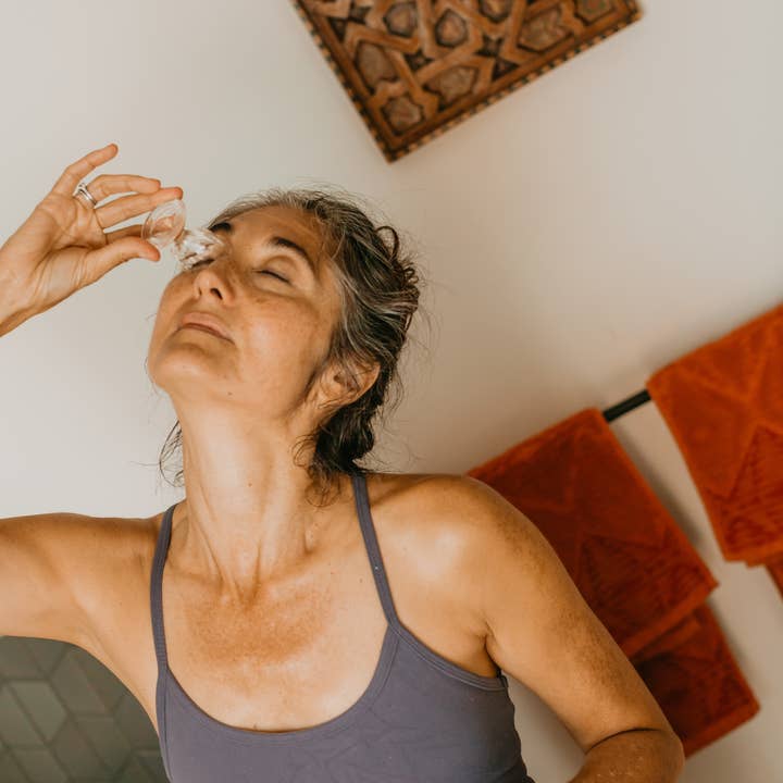 PAAVANI Ayurveda - Wholesale Eye Cream/Gel - Glass Eye Wash Cup | Eye Cleansing to Hydrate & Brighten6