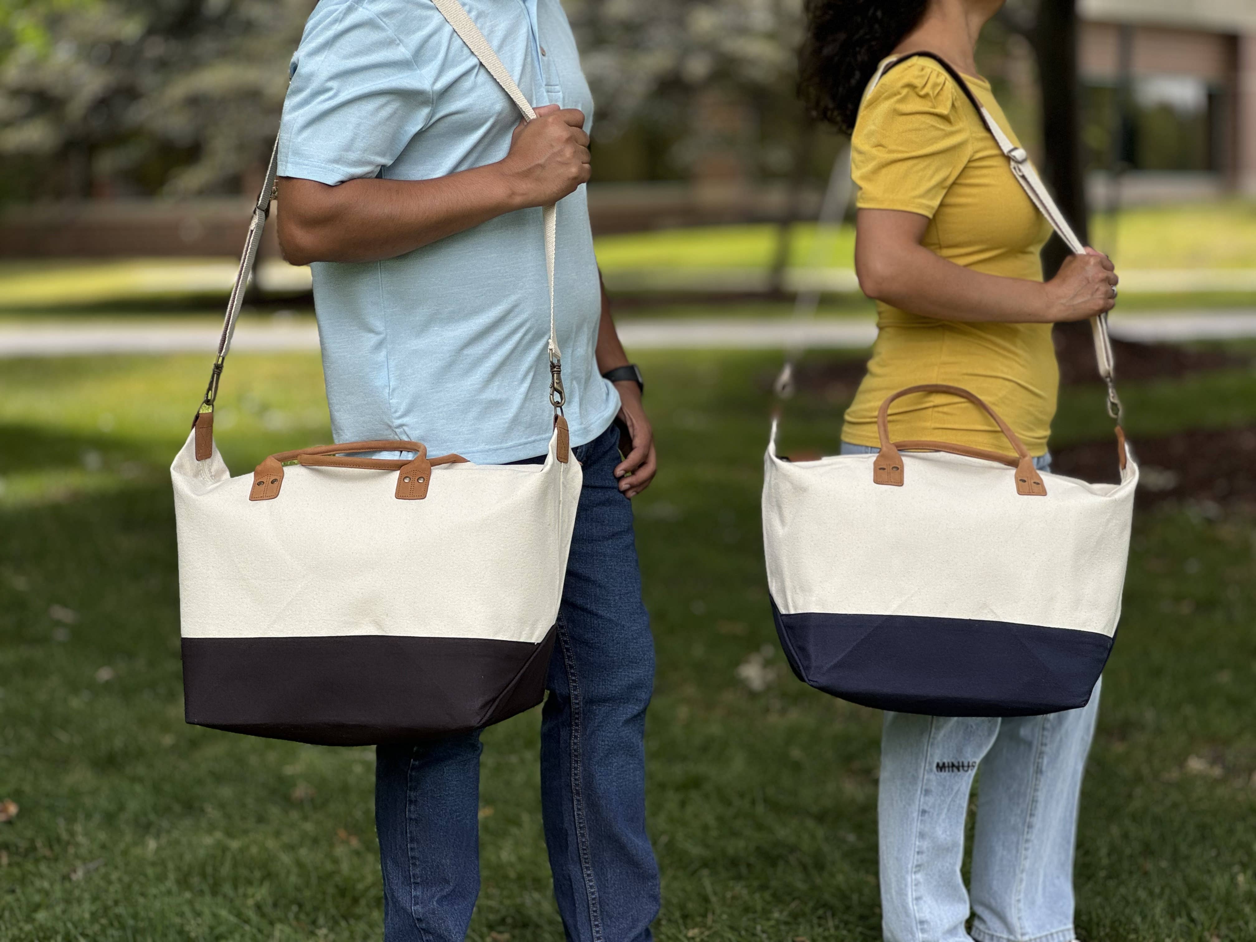 US Bags - Wholesale Weekender Bag - Women's - Premium Weekender Canvas Travel Duffel Bag | Leather Brass1