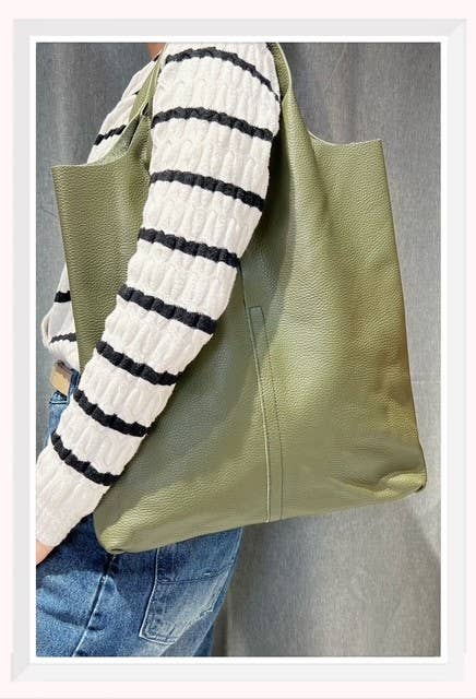 Z et Z - Wholesale Belt Bag - Women's - Grained leather or iridescent leather tote bag11