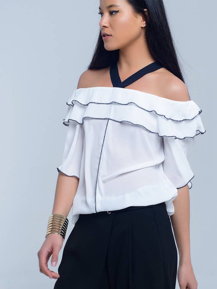 White top with black contrast trim for wholesale by Q2—All Orders:Free Duties for the US,UK,and Canada