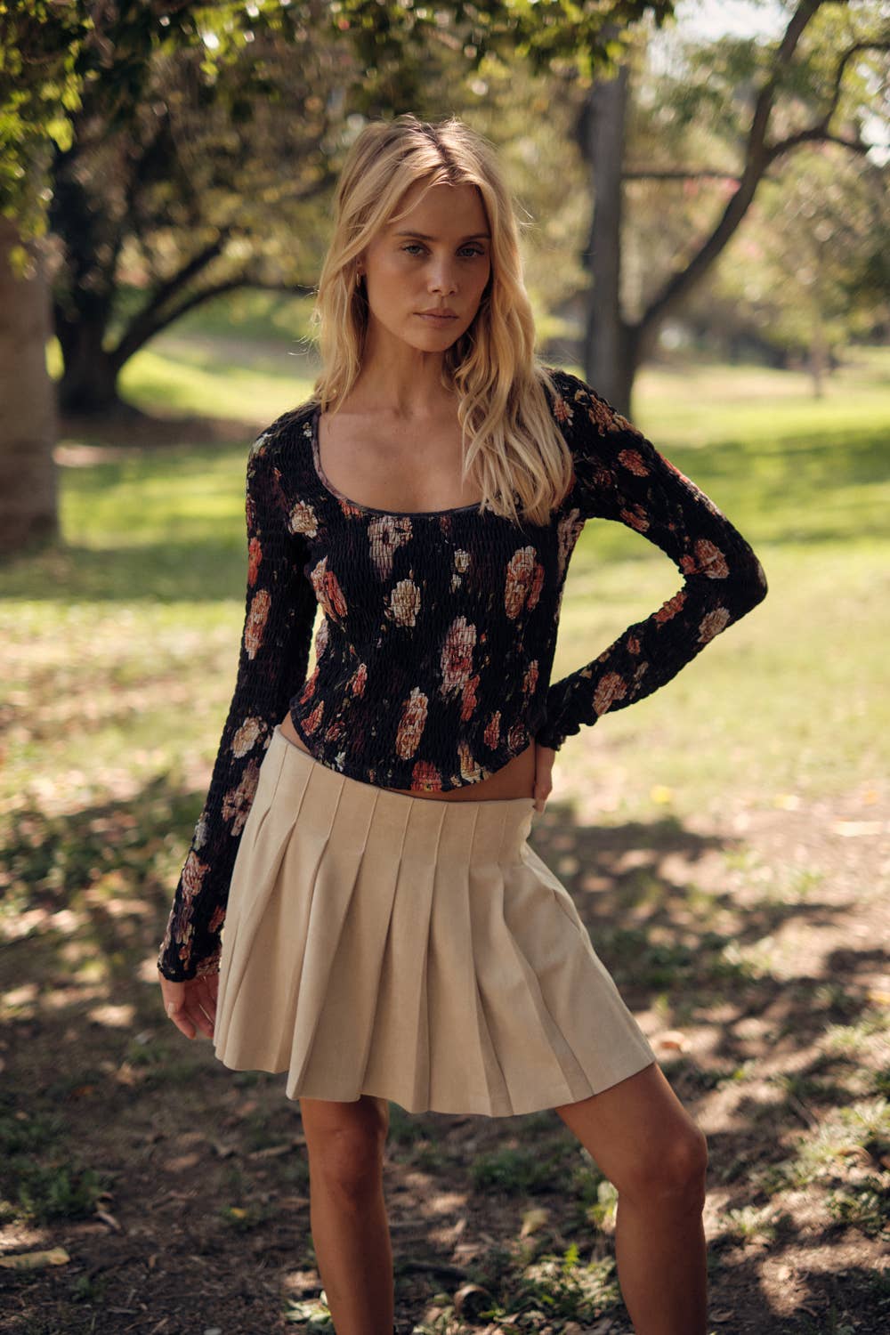 Promesa USA - Wholesale Skirt - Women's - Faux Suede Pleated Mini Skirt2