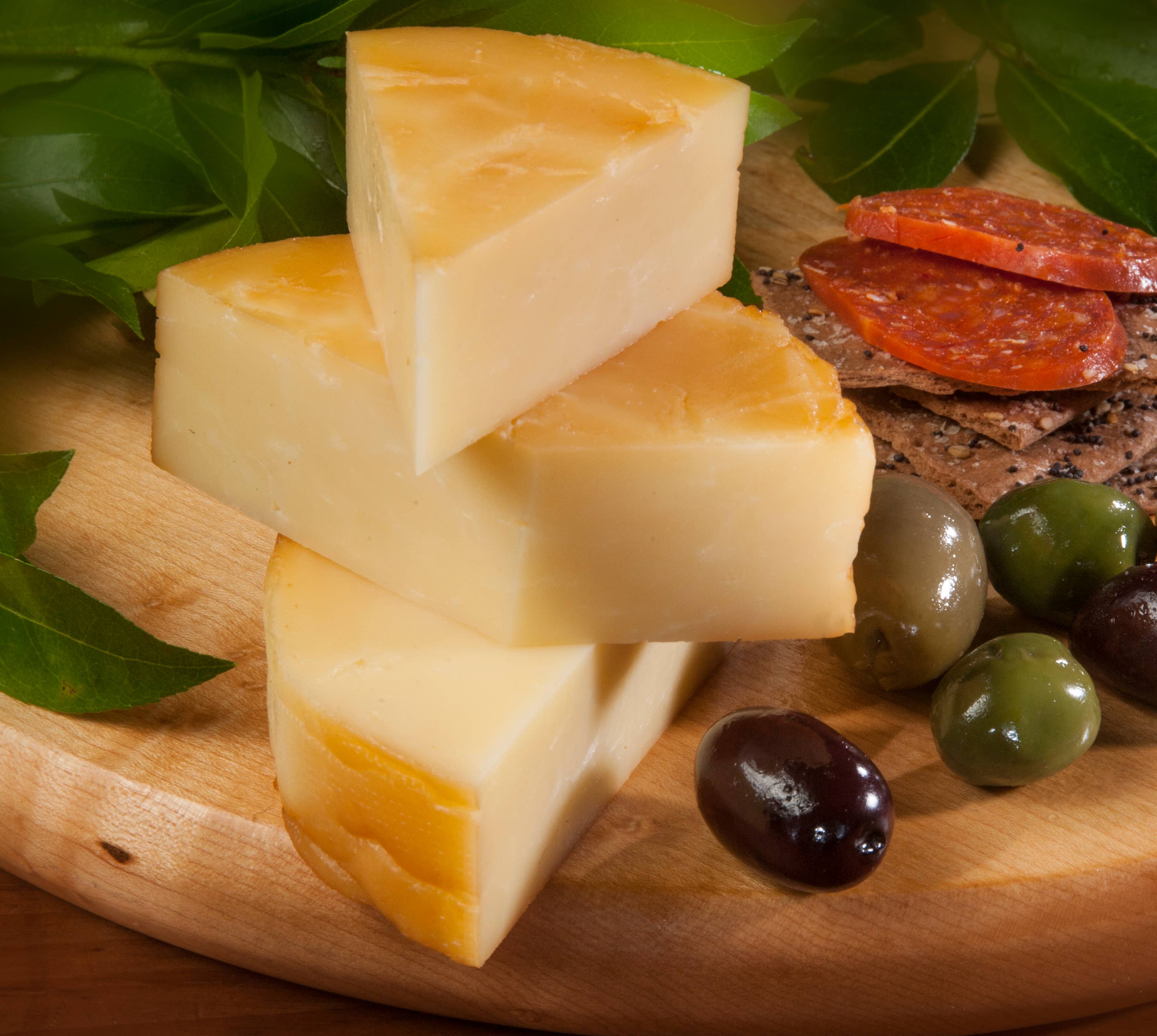 Vermont Farmstead Cheese Co. - Wholesale Cheese - Grafton Maple Smoked Cheddar1