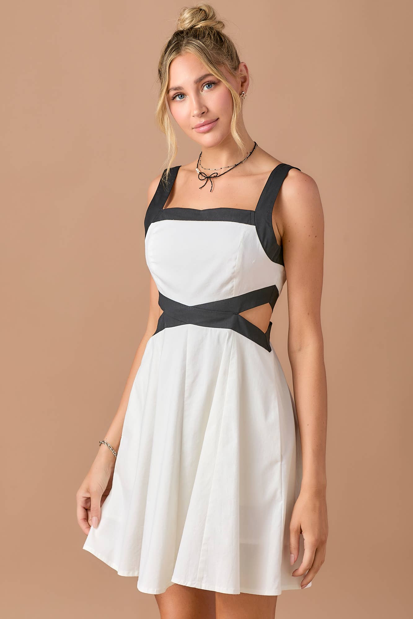 BABY PINK - Venta al por mayor Vestido - Mujer - Vestido con escote cuadrado36