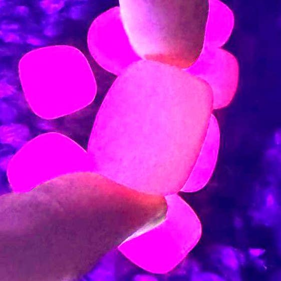 Mangano calcite rolada Pedra preciosa mangano rosa reativa a UV Elfo por atacado de Elf Kendal Hippies