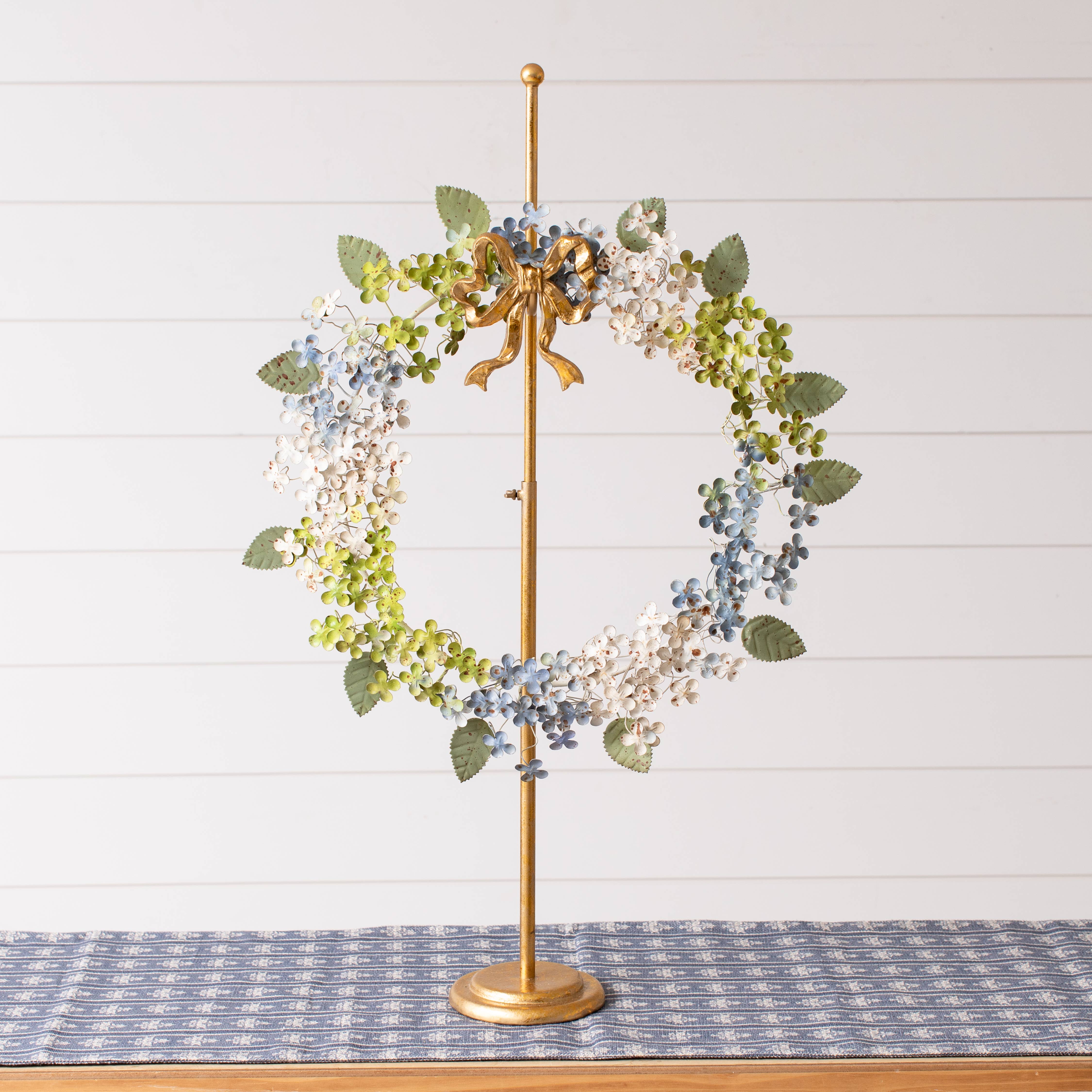 Audrey's Home & Gift - Wholesale Wreath - Gold Wreath Stand with Decorative Bow (Pk/02)2