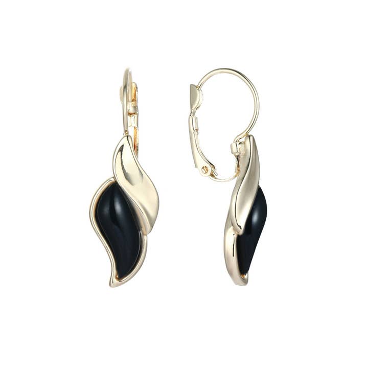 Bernarda sleeper-örhängen i mässing med resin för wholesale av BELLE MISS