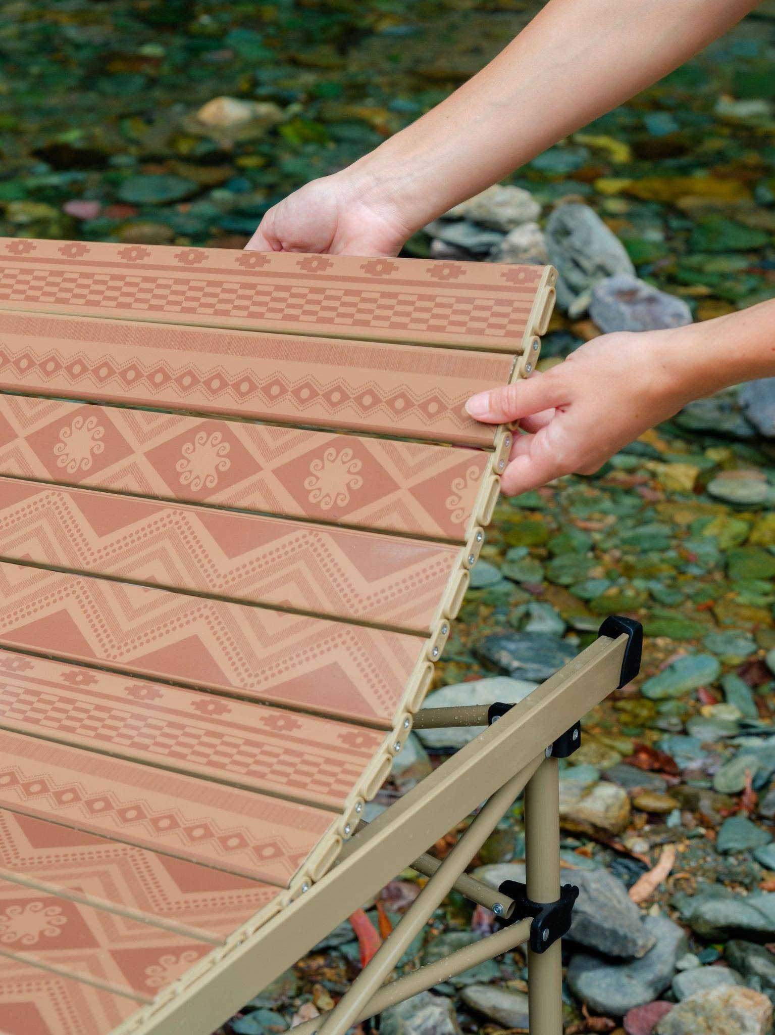 Sunni Scenes - Wholesale Patio table - Dusk Camping Table1