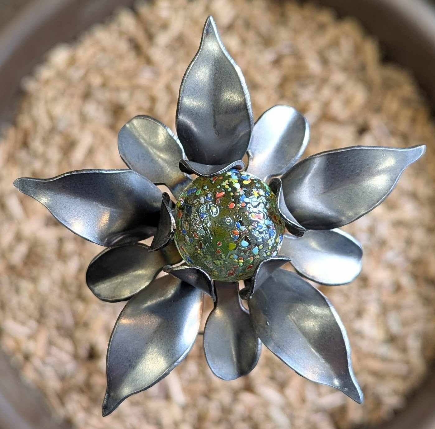 Designs by Dieter, LLC - Wholesale Garden/Lawn Stake - Handmade Metal Flower Garden Stake3