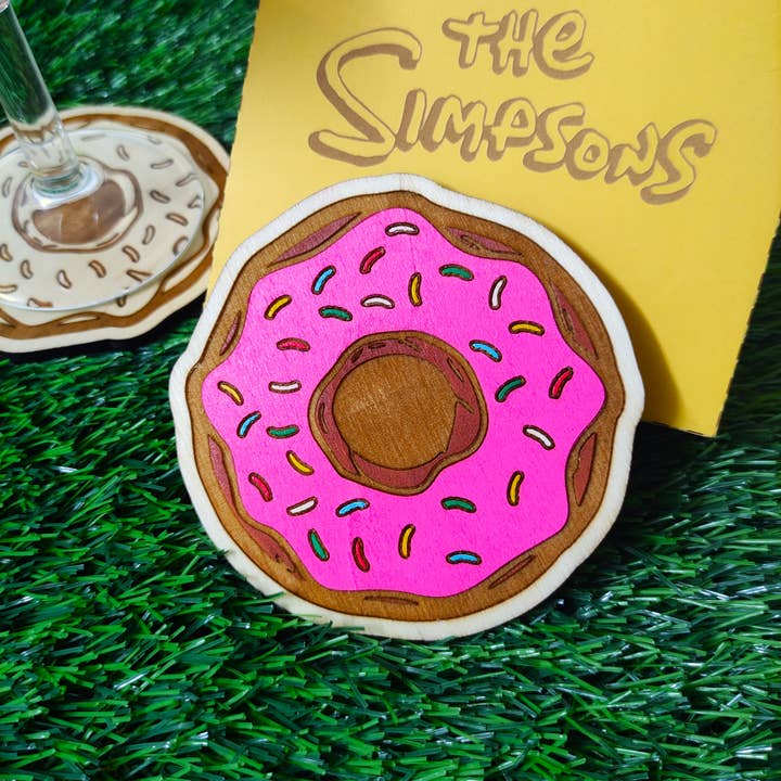 Herbs&Belles - Wholesale Coasters - Set of 6 Colorful Simpsons Wooden Coasters, Homer Marge Bart7