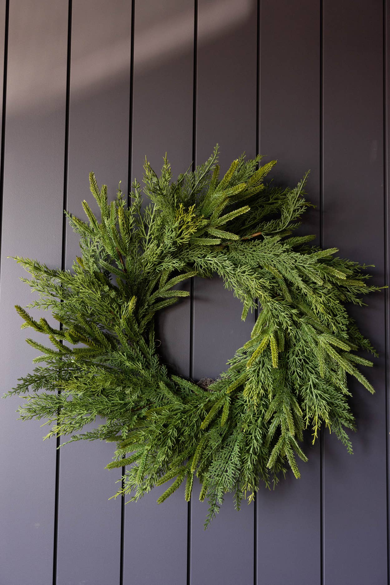 Luxe B Co - Wholesale Wreath - Norfolk & Cypress Mixed Real Touch Wreath - 24"