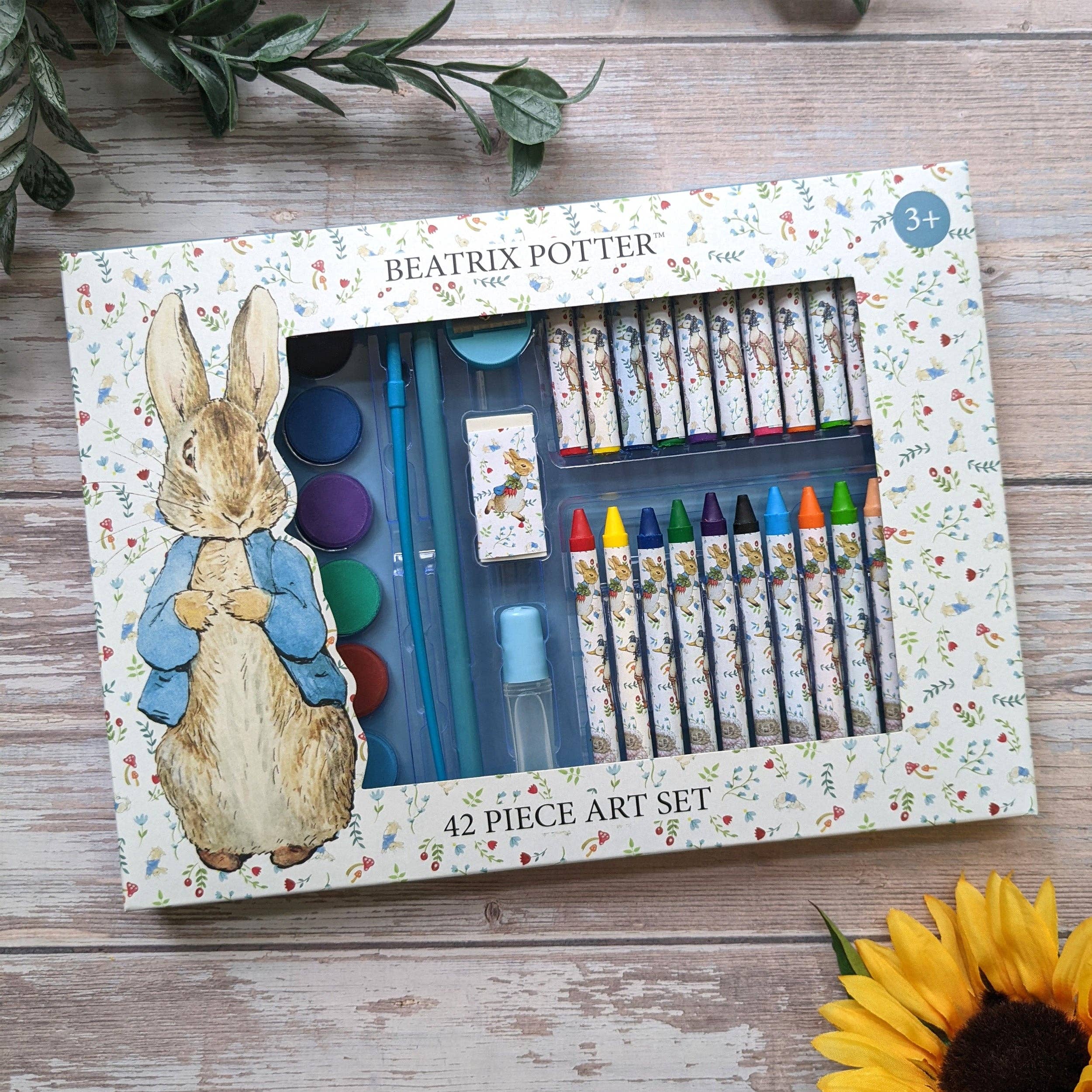 Robert Frederick Ltd – wholesale Art set – Child & baby – Beatrix Potter Children's 42 Piece Art Set2